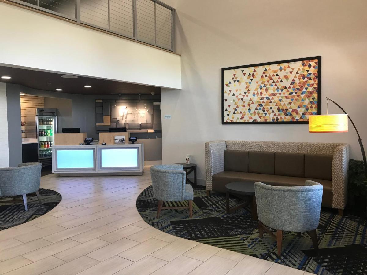 Holiday Inn Express - Canton By Ihg Eksteriør billede