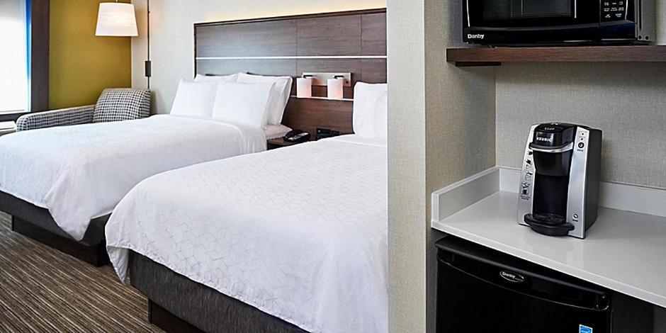 Holiday Inn Express - Canton By Ihg Eksteriør billede